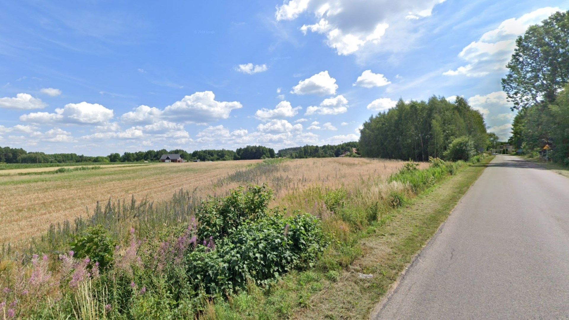 Działka na sprzedaż